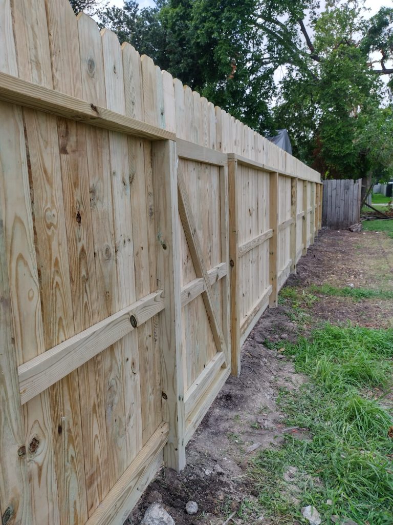 Building a Wooden Fence in Galveston Texas