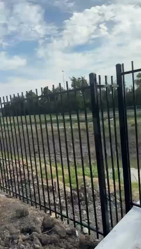 Construction site security fence detail